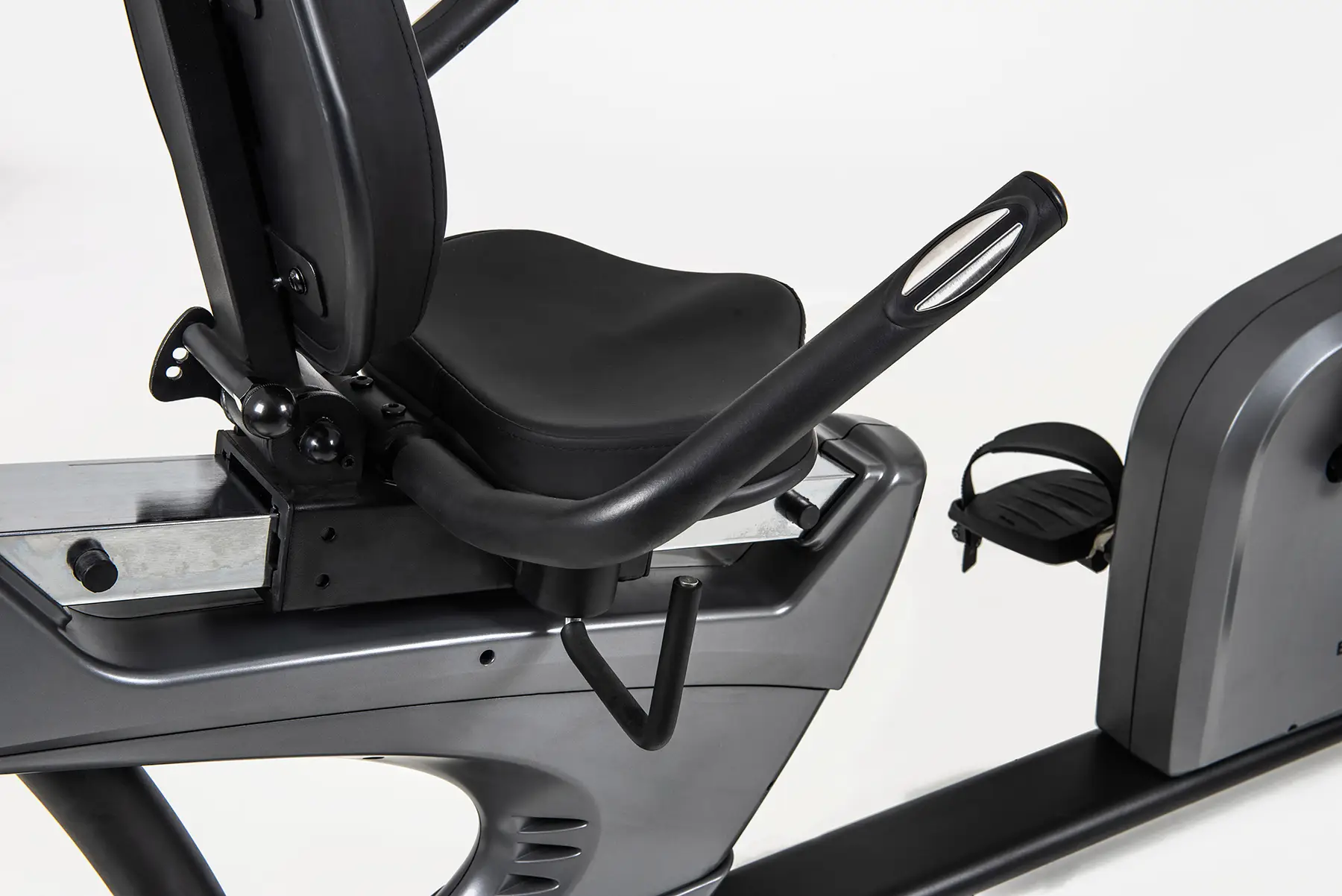 Горизонтальний велотренажер Toorx Recumbent Bike BRXR 3000 (BRX-R3000) 95487