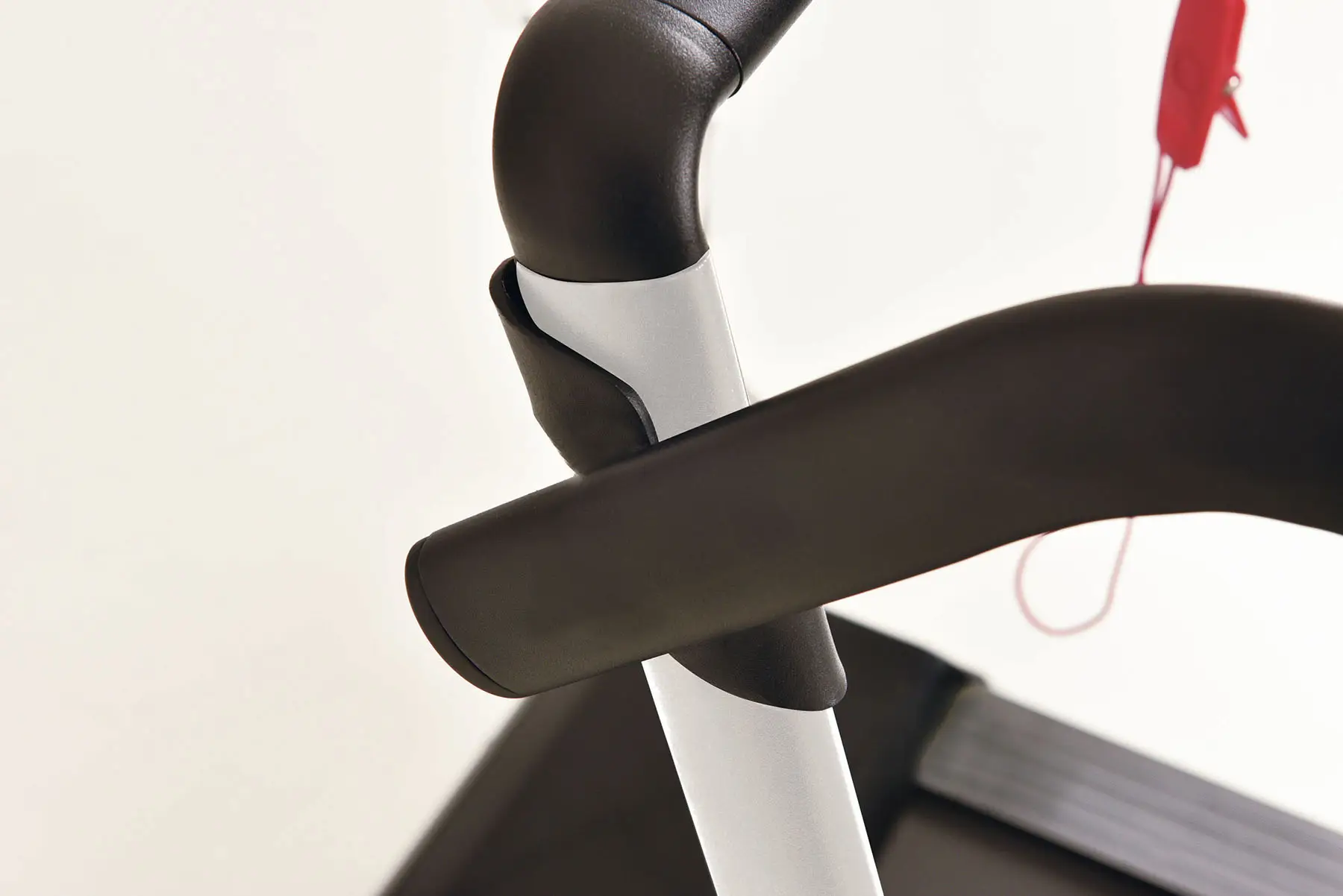 Бігова доріжка Toorx Treadmill City Compact Rose Gold (CITY-COMPACT-R) 104810