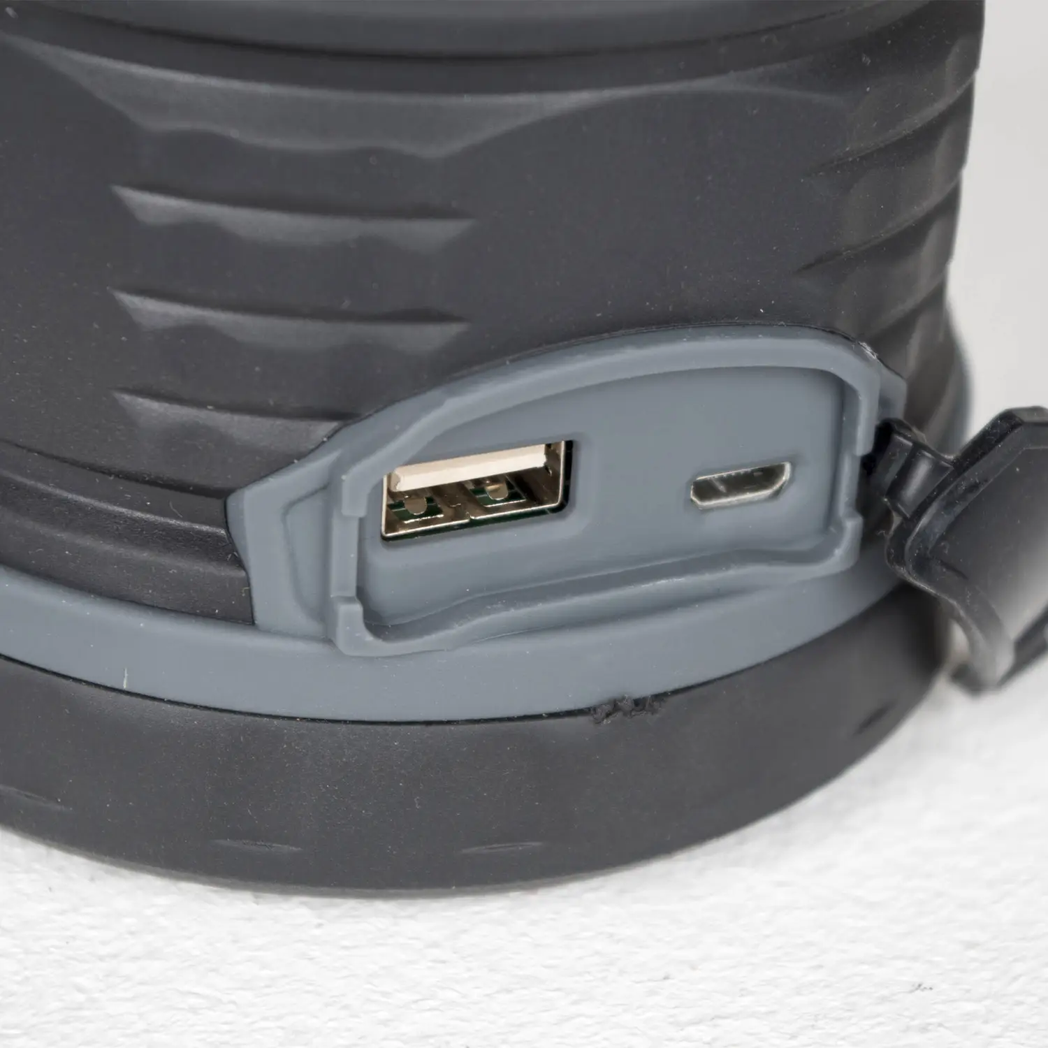 Ліхтар кемпінговий Bo-Camp Delta High Power LED Rechargable 200 Lumen Black/Anthracite (5818891) 114457